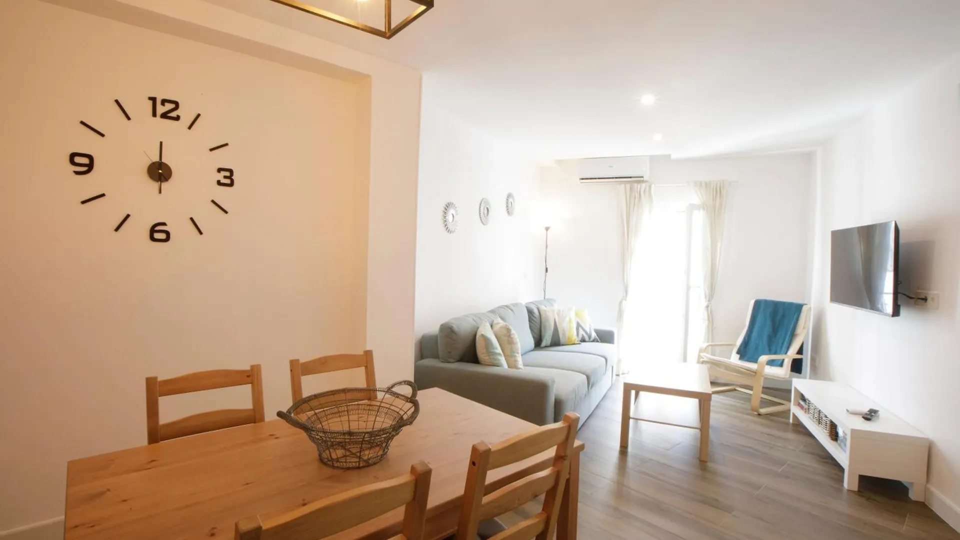 Apartamentos El Balcon De La Trinidad Cordoba - Great Location 0*,  Hiszpania